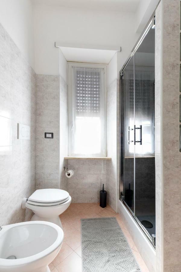 Enjoy Porta Furba Villa โรม ภายนอก รูปภาพ